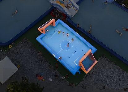 Dmuchane boisko wodne